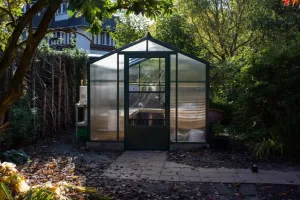 Traditional 8x12 Fivewall Polycarbonate Greenhouse
